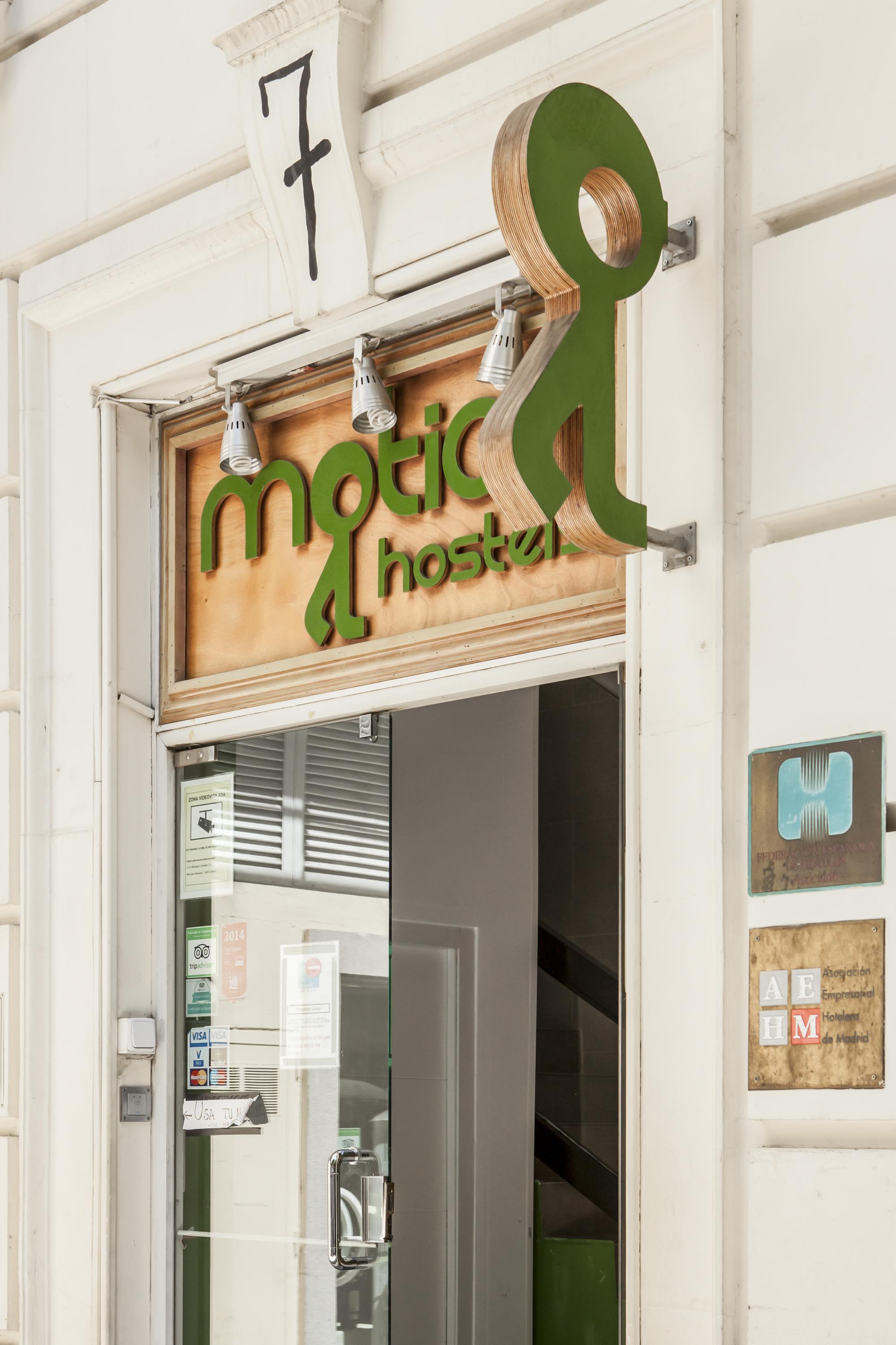 Hostel EuroMadryt Zewnętrze zdjęcie