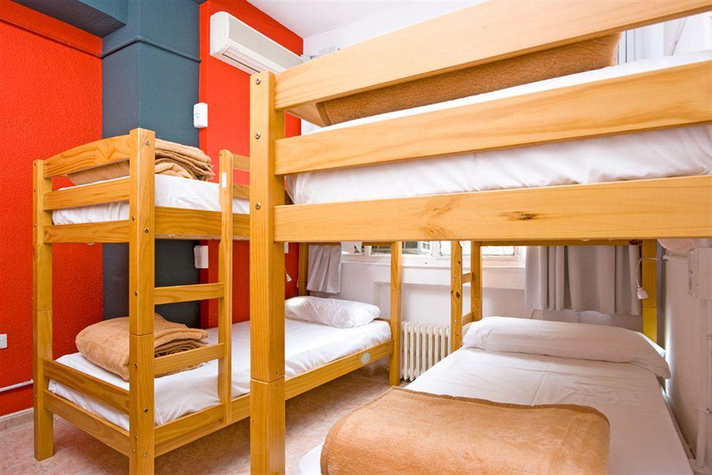 Hostel EuroMadryt Zewnętrze zdjęcie