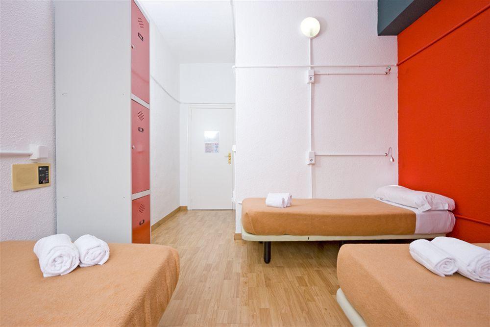 Hostel EuroMadryt Zewnętrze zdjęcie
