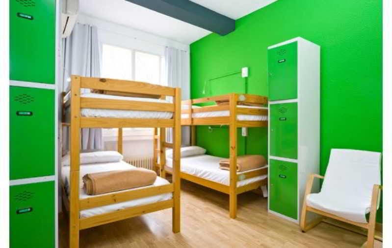 Hostel EuroMadryt Zewnętrze zdjęcie