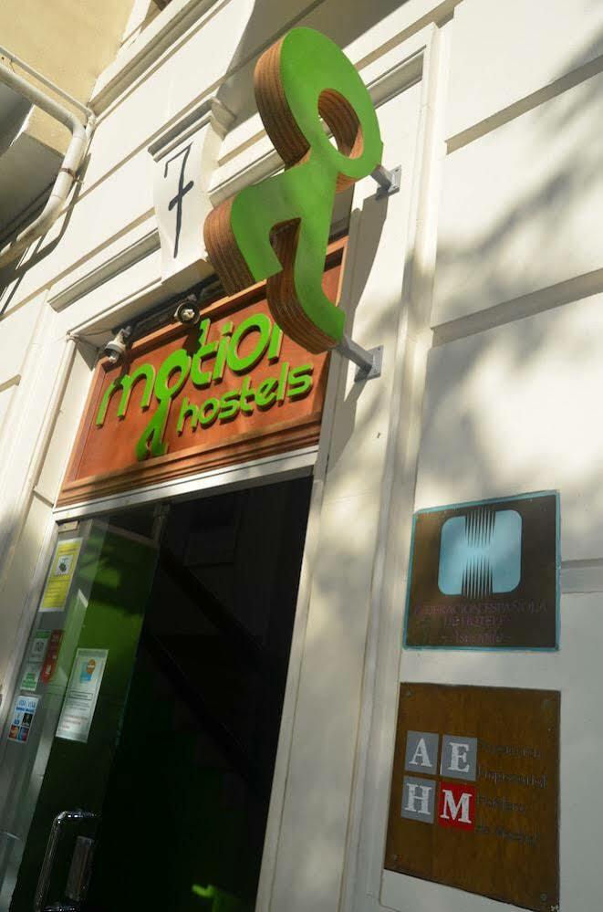 Hostel EuroMadryt Zewnętrze zdjęcie